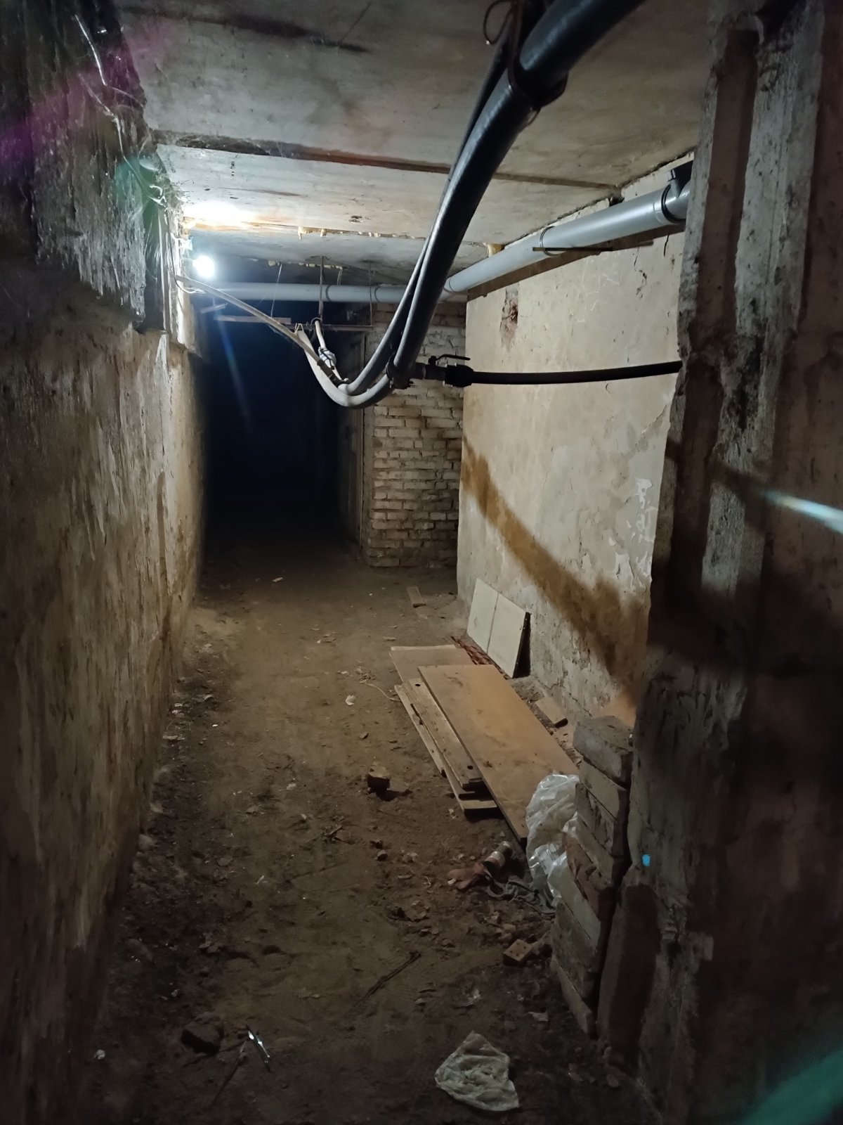 «Паперові укриття»: як у Малині підвали раптово стали протирадіаційними