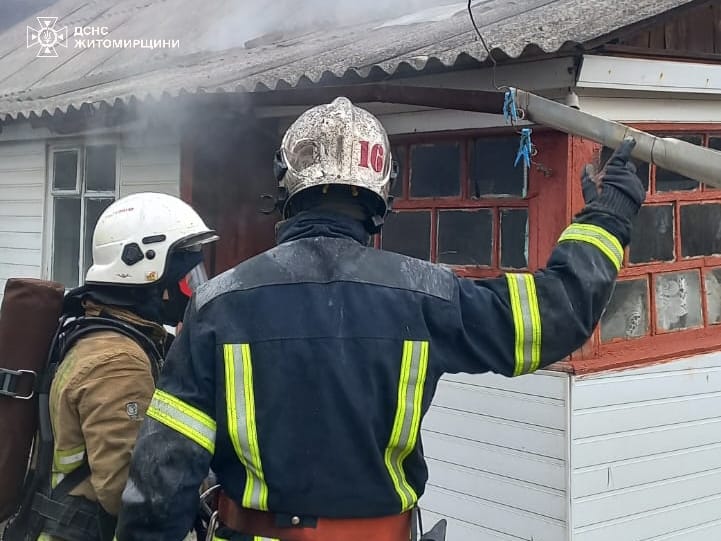 У Радомишлі під час пожежі в будинку постраждав 71-річний пенсіонер