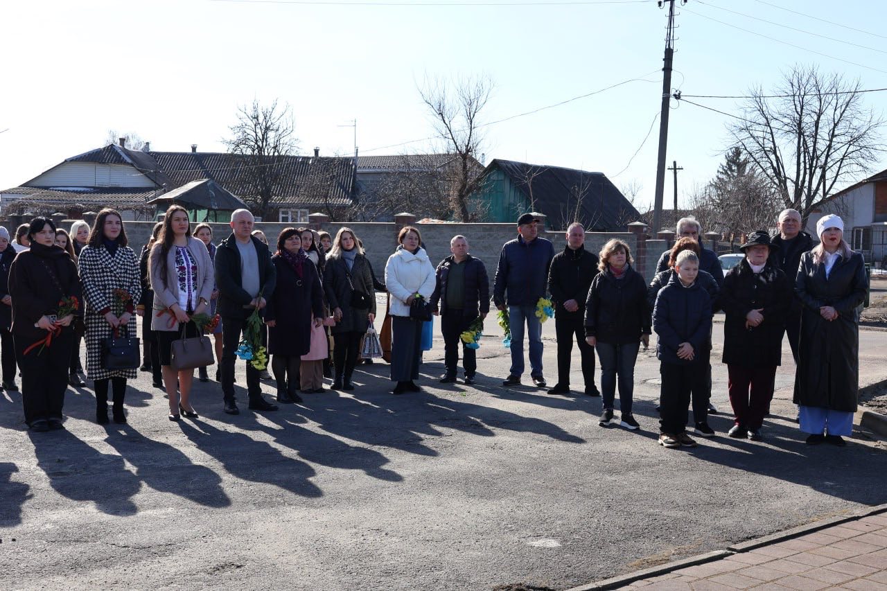 Вшанували Шевченка: у Малині відзначили 212-ту річницю з дня народження Кобзаря....