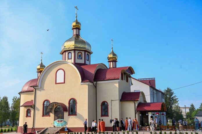 Митрополит Епіфаній під час освячення кафедрального храму в Овручі