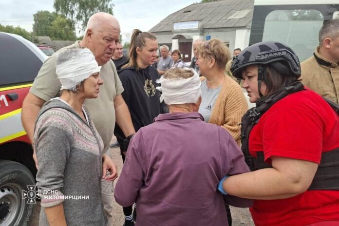 Удар по Коростенському району: до лікарні звернулися близько десяти постраждалих