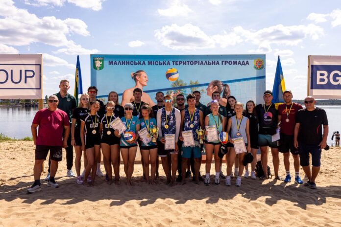 У Малині визначили переможців обласних чемпіонатів із пляжного волейболу