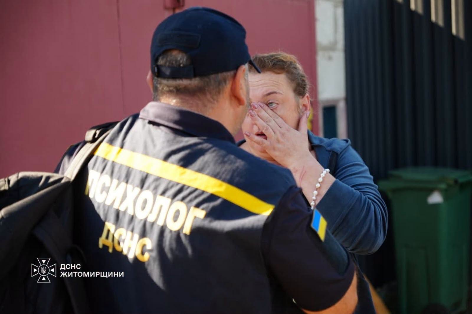 Нічна атака на Житомир: троє постраждалих, горіли підприємство та приватний будинок