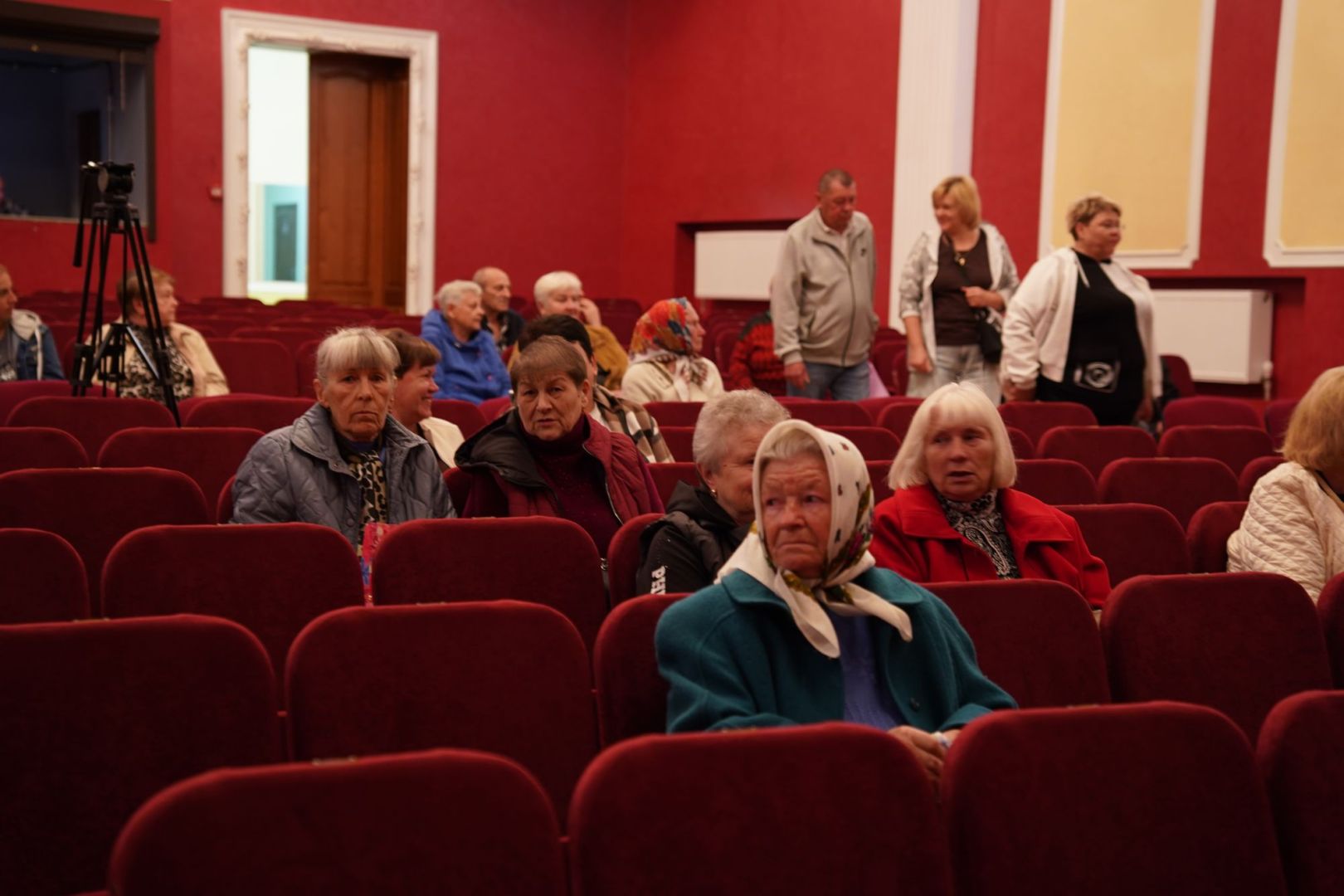 Пісні, поліська кухня й вишиті картини: у Малині виступив хор «Ветеран»